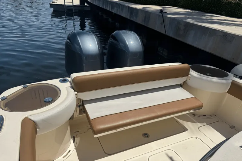 Slide: The Image of Scout 275 LXF 2013 - 33