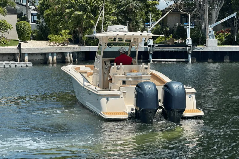 Slide: The Image of Scout 275 LXF 2013 - 6