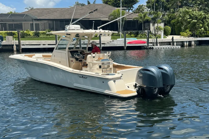 Slide: The Image of Scout 275 LXF 2013 - 8