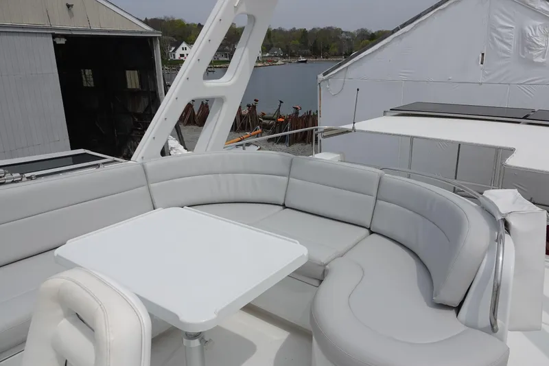 Slide: The Image of Luxurious seating area on a 2007 PDQ MV-41 yacht. - 19