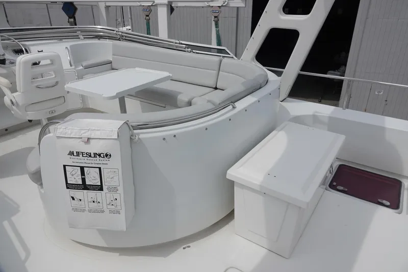 Slide: The Image of Deck area of a 2007 PDQ MV-41 yacht with seating. - 20