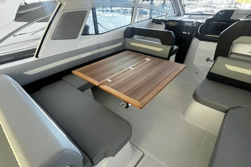 Slide: The Image of Beneteau GT 36 2023 - 19