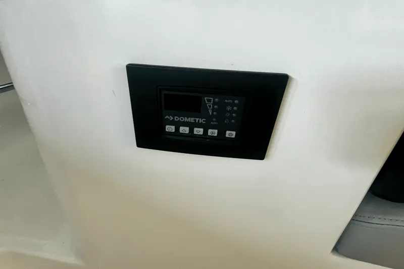 Slide: The Image of Beneteau GT 36 2023 - 24