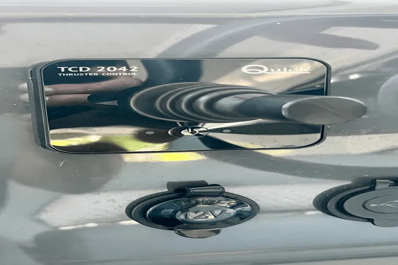 Slide: The Image of Beneteau GT 36 2023 - 28