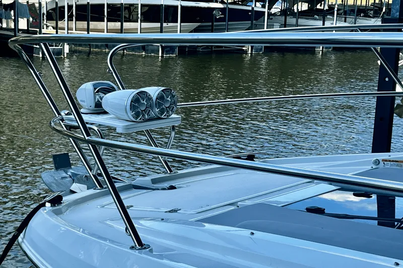 Slide: The Image of Beneteau GT 36 2023 - 6