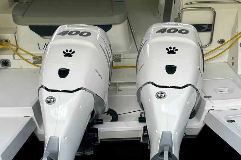 Slide: The Image of Beneteau GT 36 2023 - 8