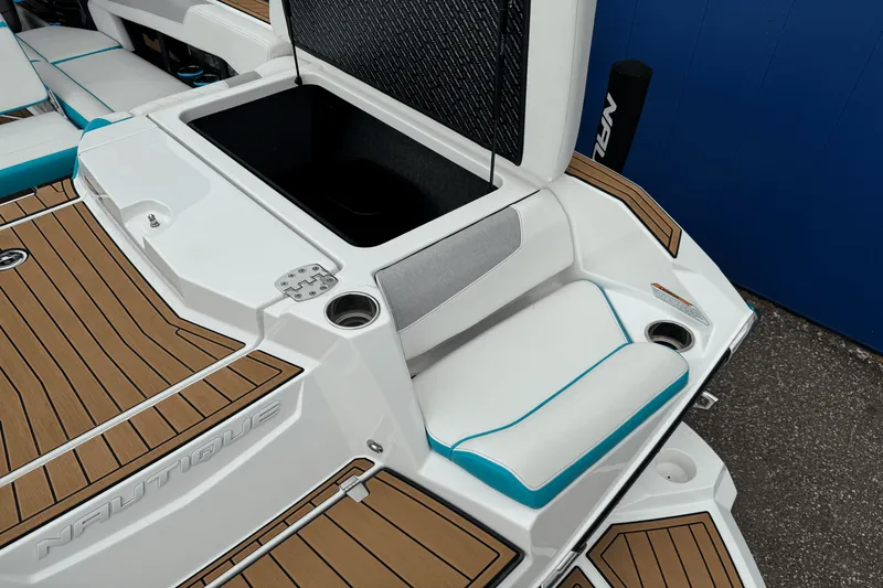 Slide: The Image of Nautique Super Air Nautique G25 2022 - 16