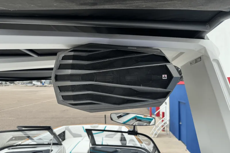 Slide: The Image of Nautique Super Air Nautique G25 2022 - 24