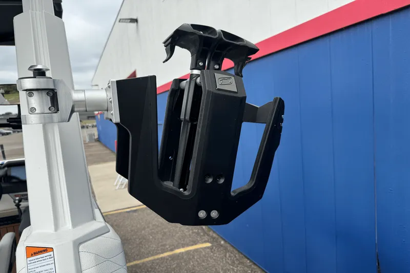 Slide: The Image of Nautique Super Air Nautique G25 2022 - 25