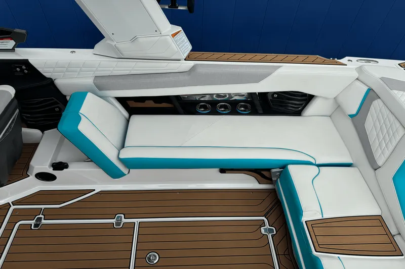 Slide: The Image of Nautique Super Air Nautique G25 2022 - 30