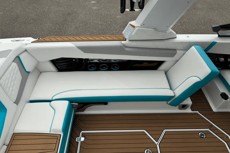 Slide: The Image of Nautique Super Air Nautique G25 2022 - 37