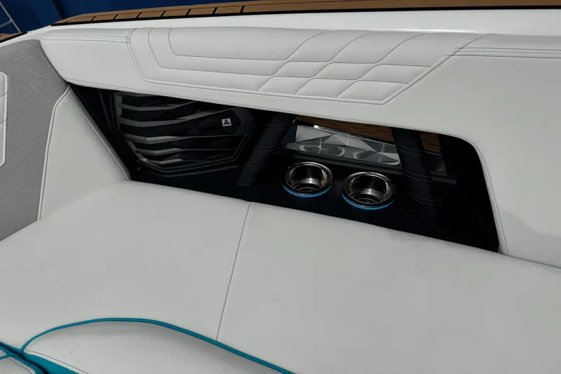 Slide: The Image of Nautique Super Air Nautique G25 2022 - 63