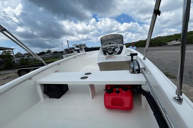 Slide: The Image of Boston Whaler 130 Super Sport 2026 - 4