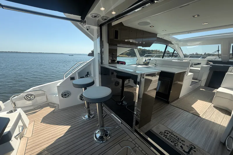 Slide: The Image of Cruisers 50 CANTIUS 2020 - 21
