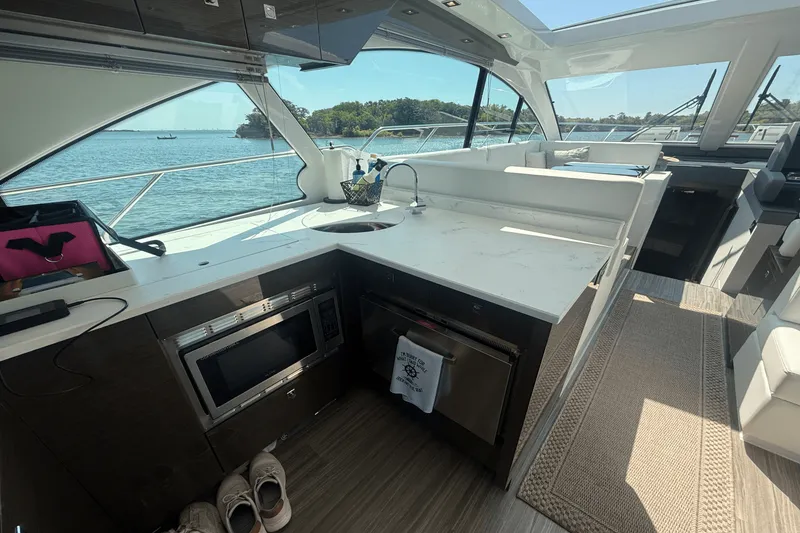 Slide: The Image of Cruisers 50 CANTIUS 2020 - 32