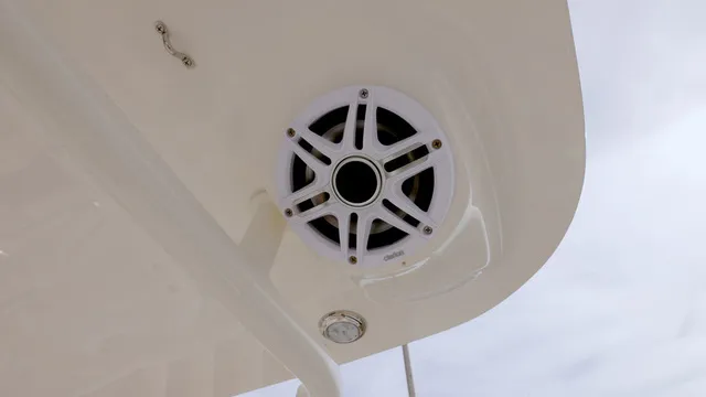 Slide: The Image of Key West Boats 239 FS 2026 - 10