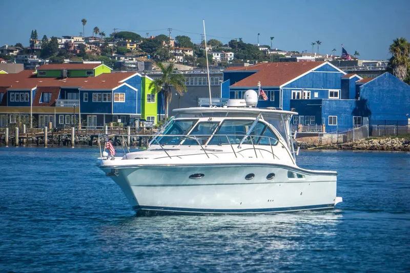 The Image of Tiara 3200 Open 2011 - 0