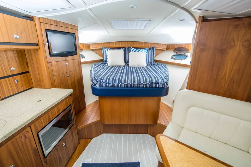 Slide: The Image of Tiara 3200 Open 2011 - 19
