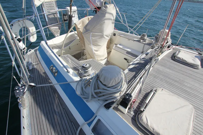 Slide: The Image of Aft cockpit from S fwd - 11