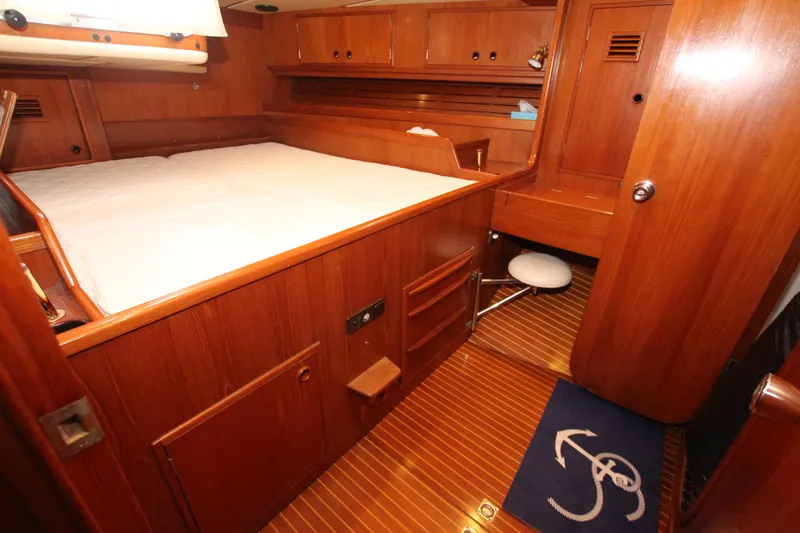 Slide: The Image of Master cabin aft - 29