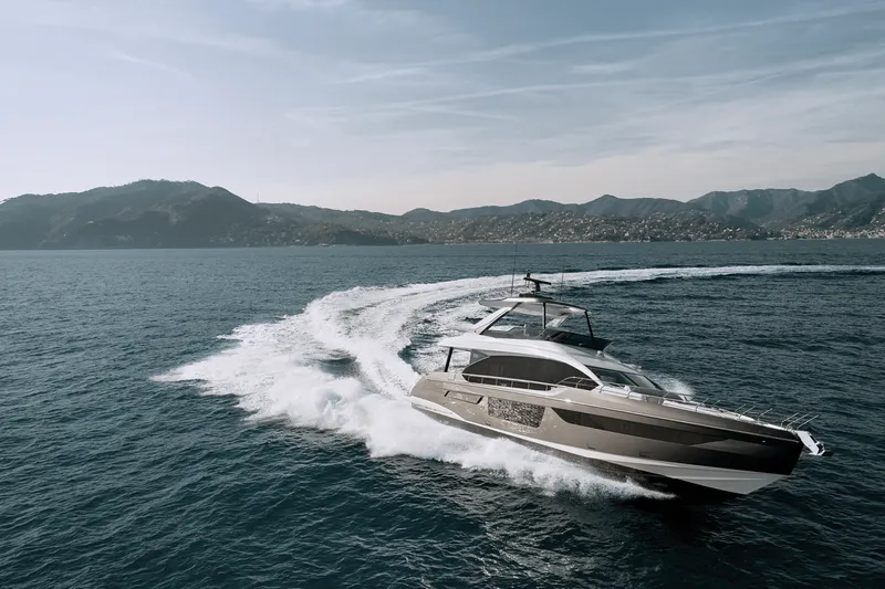Slide: The Image of Azimut Fly 68 2026 - 4