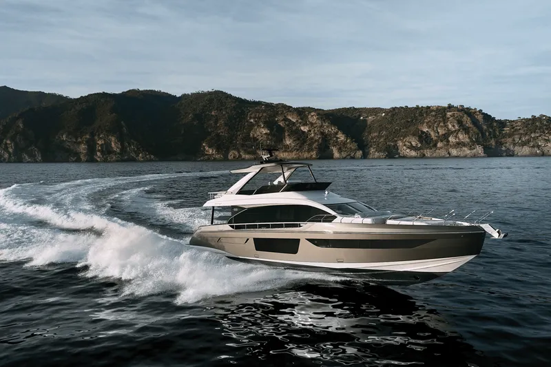 Slide: The Image of Azimut Fly 68 2026 - 50
