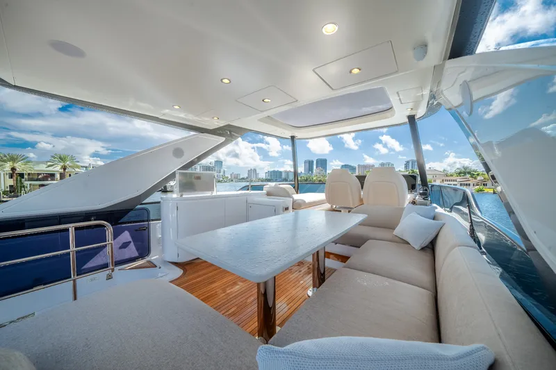 Slide: The Image of Azimut Fly 68 2026 - 73