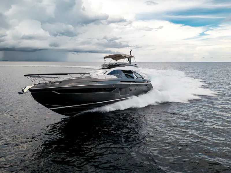 Slide: The Image of Azimut S8 2026 - 2