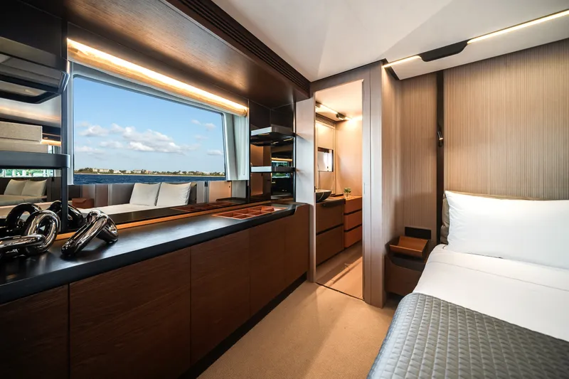 Slide: The Image of Azimut S8 2026 - 39