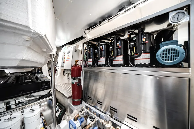 Slide: The Image of Azimut S8 2026 - 87