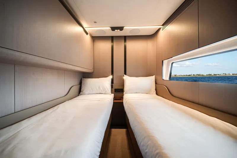 Slide: The Image of Azimut S8 2026 - 62