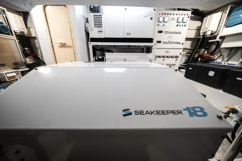 Slide: The Image of Azimut S8 2026 - 83