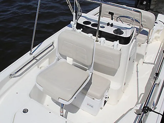 Slide: The Image of Boston Whaler 150 Montauk 2026 - 2