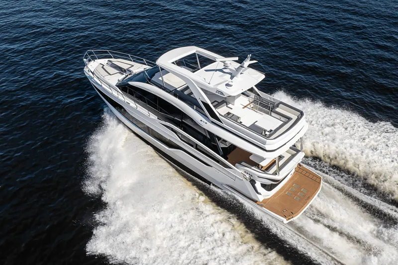 Slide: The Image of Galeon 640 FLY 2026 - 106