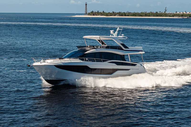 Slide: The Image of Galeon 640 FLY 2026 - 111