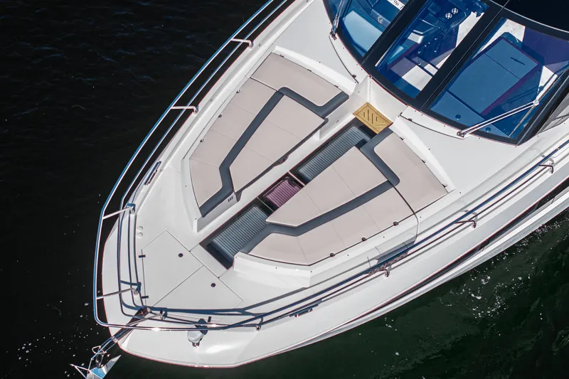 Slide: The Image of Galeon 640 FLY 2026 - 4