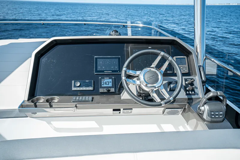 Slide: The Image of Galeon 640 FLY 2026 - 47