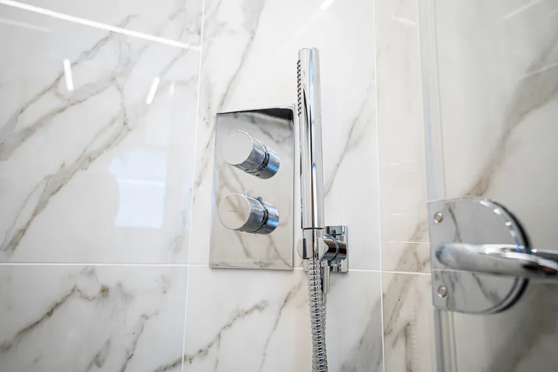 Slide: The Image of Galeon 640 FLY 2026 - 65