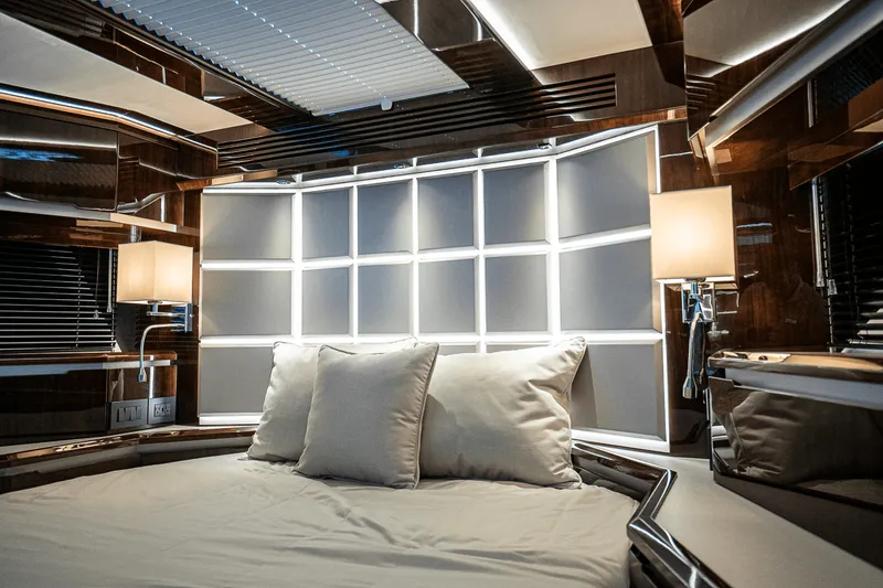 Slide: The Image of Galeon 640 FLY 2026 - 81