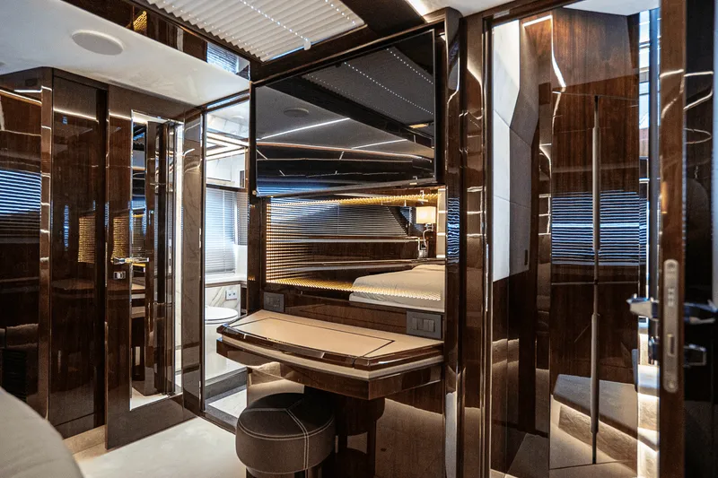 Slide: The Image of Galeon 640 FLY 2026 - 82