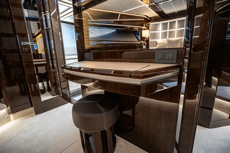 Slide: The Image of Galeon 640 FLY 2026 - 83