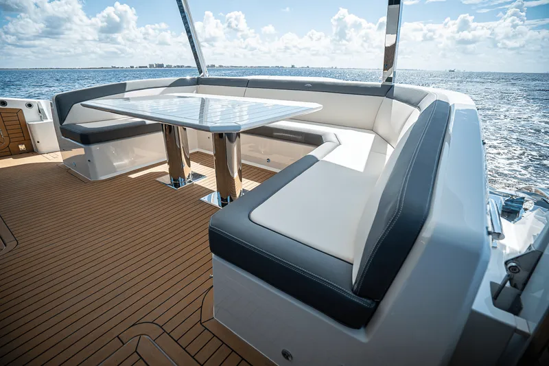 Slide: The Image of Galeon 640 FLY 2026 - 9