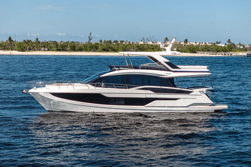 Slide: The Image of Galeon 640 FLY 2026 - 94