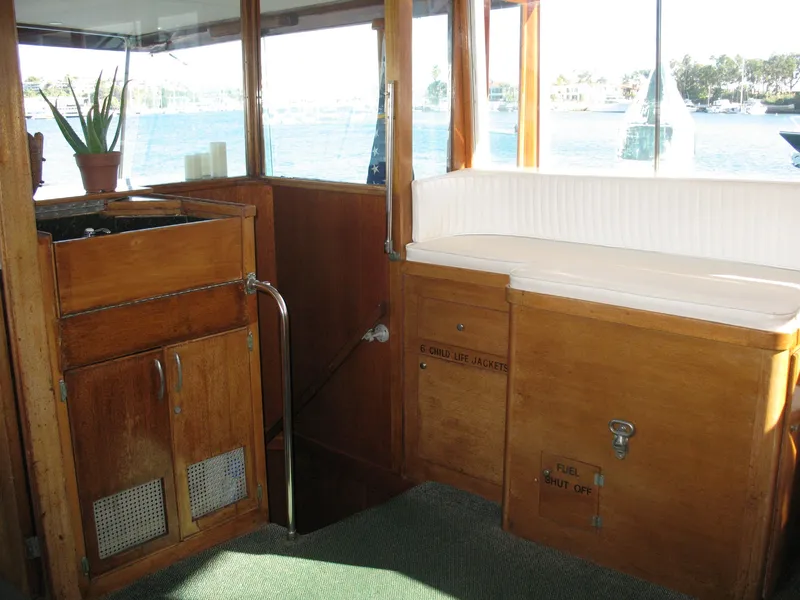 Slide: The Image of Companion Way to Staterooms - 9