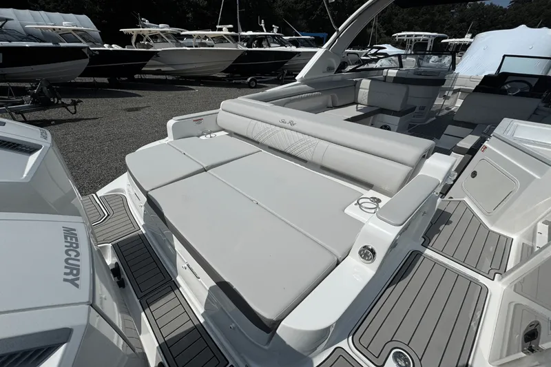Slide: The Image of Sea Ray SDX 290 Outboard 2026 - 3