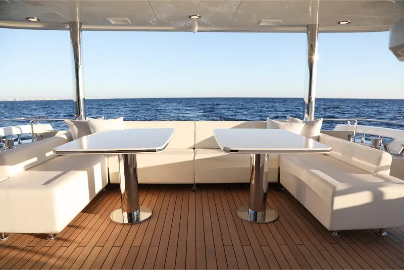 Slide: The Image of Ocean Alexander 37L 2023 - 102