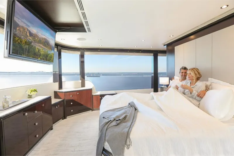 Slide: The Image of Ocean Alexander 37L 2023 - 103