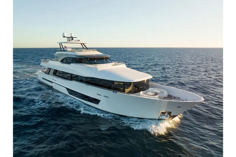 Slide: The Image of Ocean Alexander 37L 2023 - 107