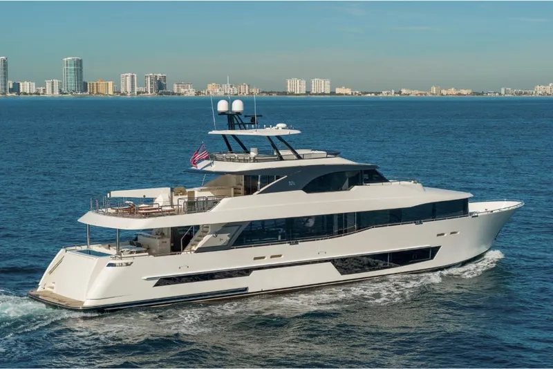 Slide: The Image of Ocean Alexander 37L 2023 - 112