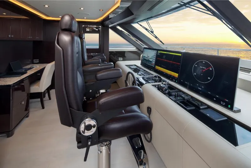 Slide: The Image of Ocean Alexander 37L 2023 - 145